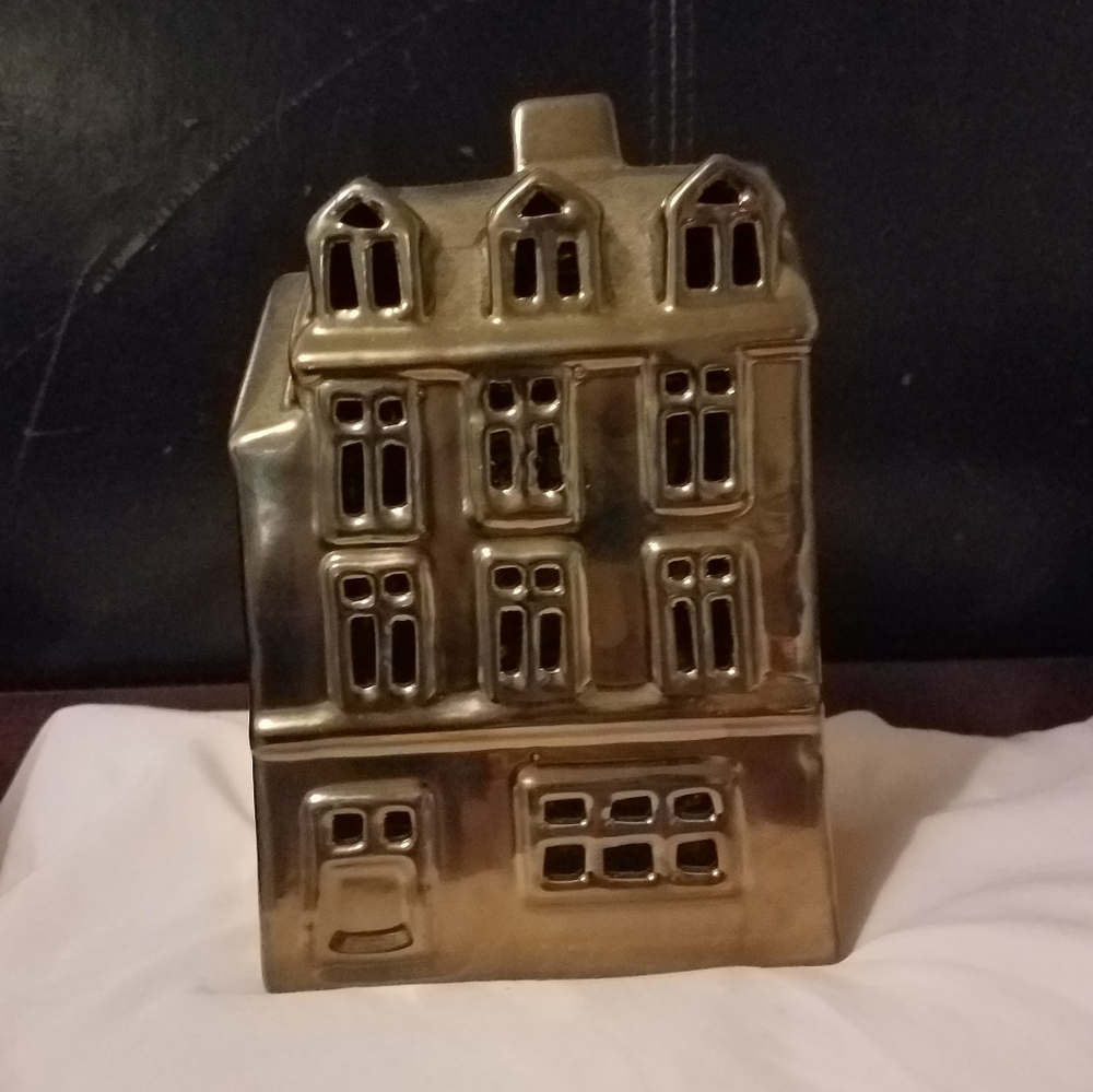 Bronze Ceramic House LED candle holder